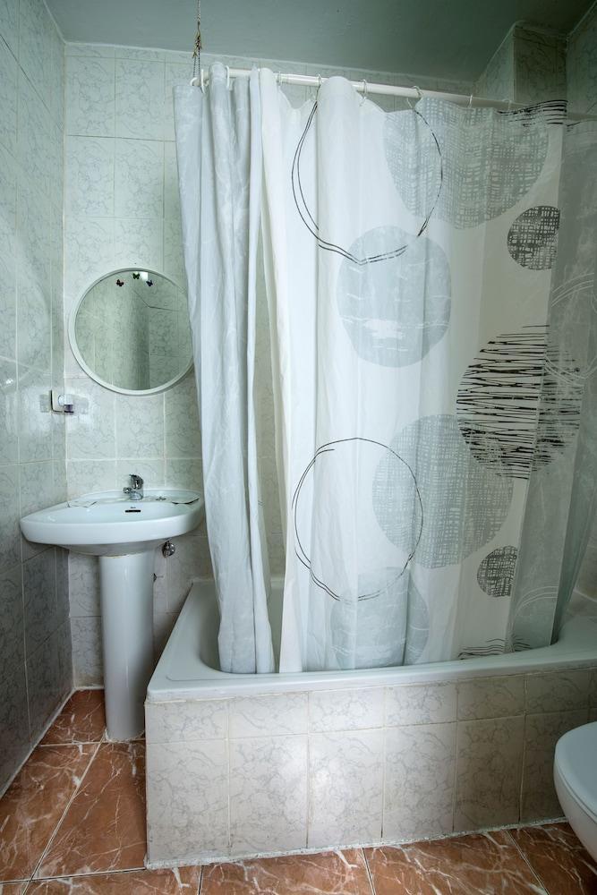 סוריה Hostal Santa Barbara מראה חיצוני תמונה